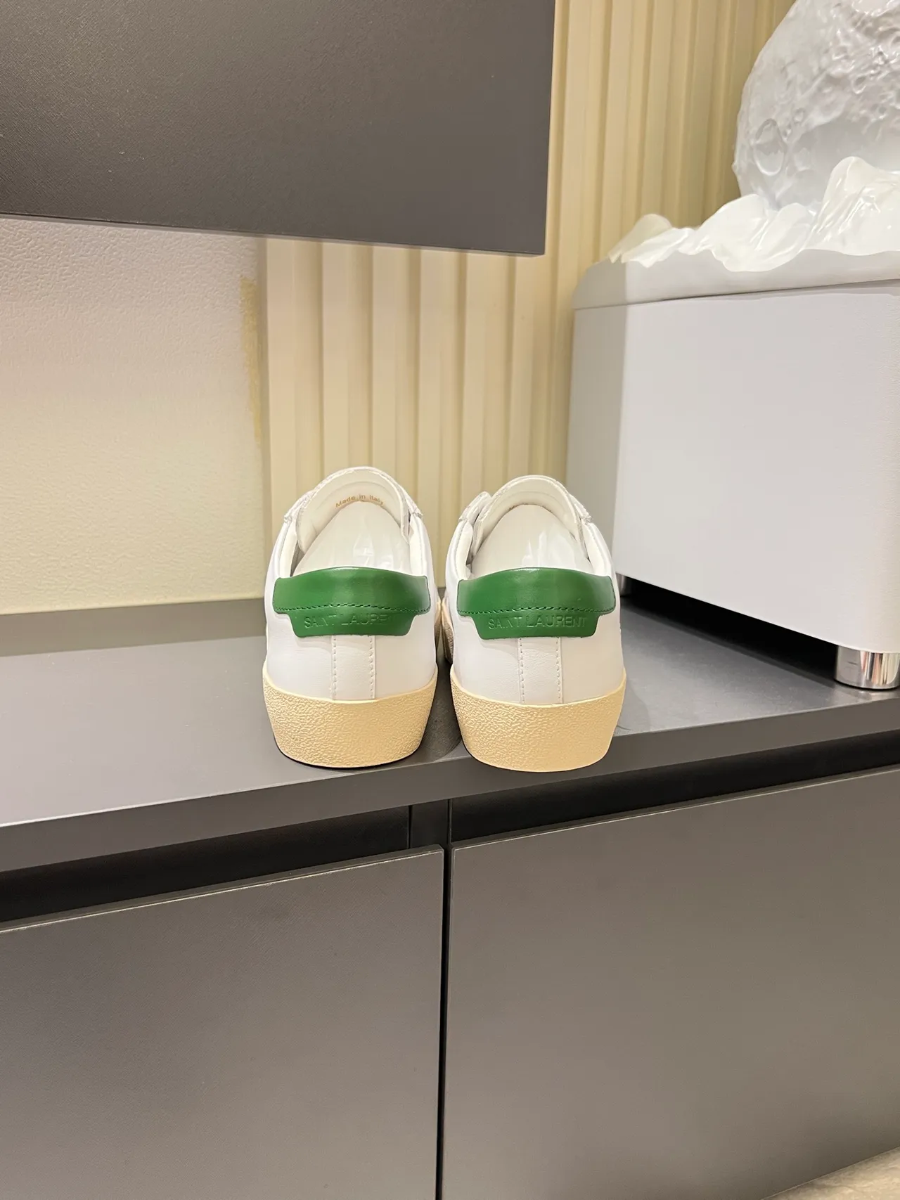 Saint Laurent Blanc Vert Cuir Supérieur Broderie Logo à la Main Baskets Lifestyle 2
