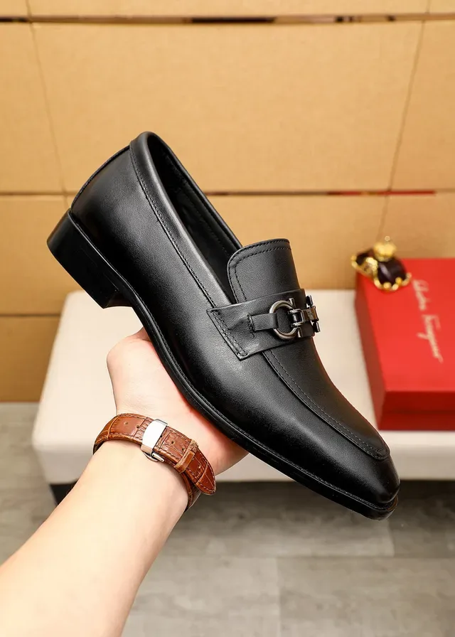 Salvatore Ferragamo Gancini Black Leather Horsebit Loafers 7