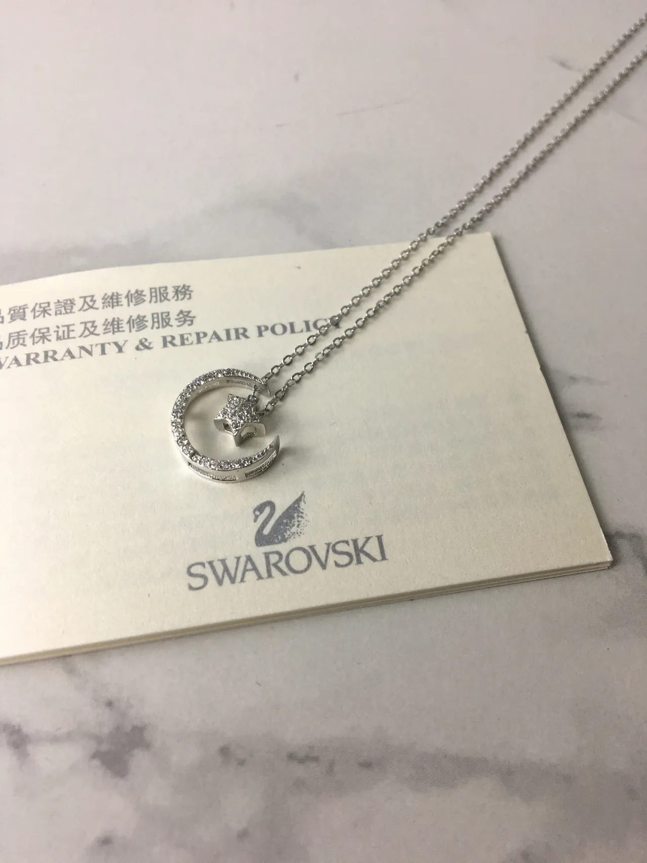 Collier pendentif Lune et Étoile Swarovski 4