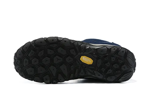 The North Face Black Mid-Cut Hiking Boot 13