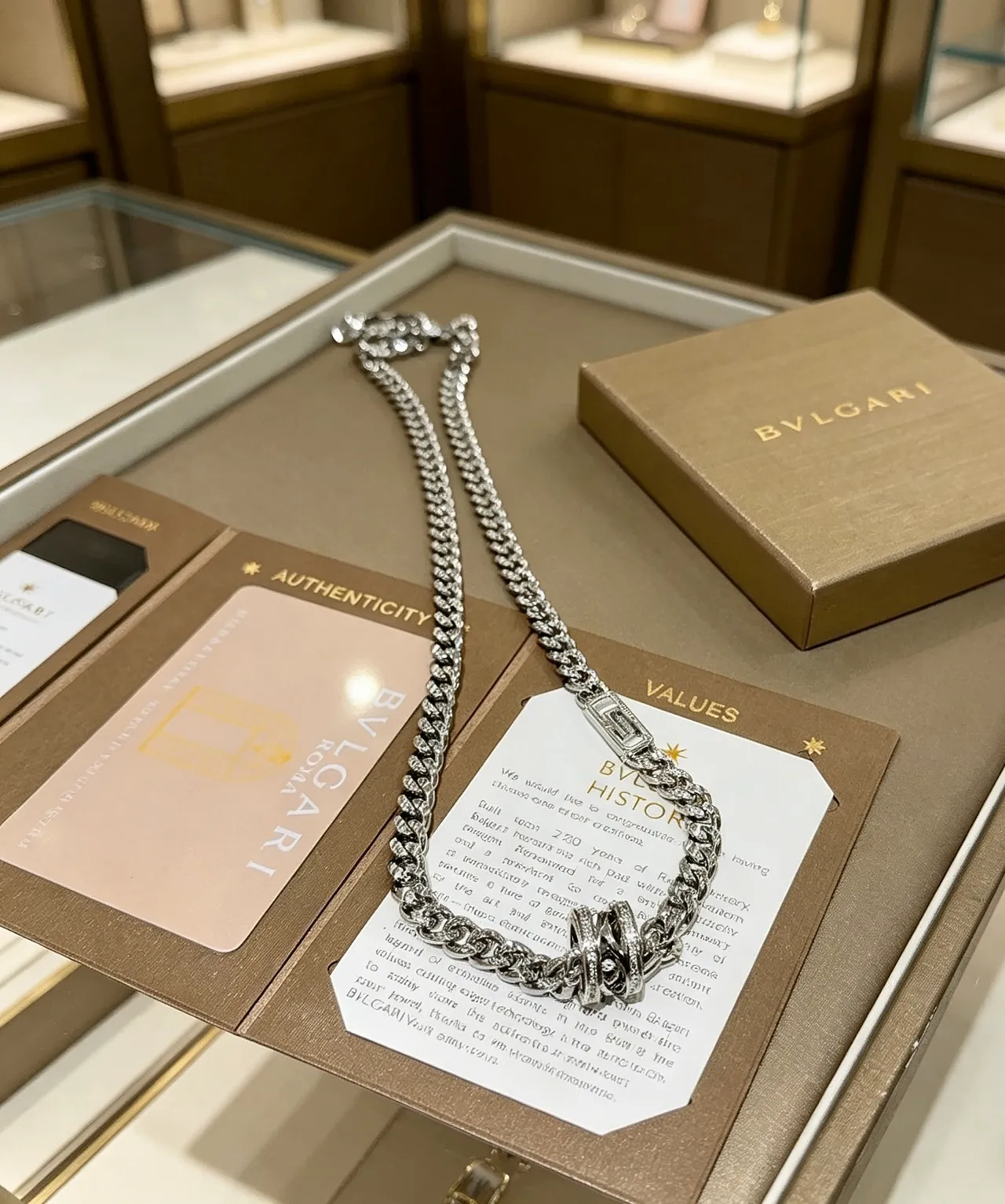 Tiffany & Co. HardWear Pavé diamant Curb-Link collier 3