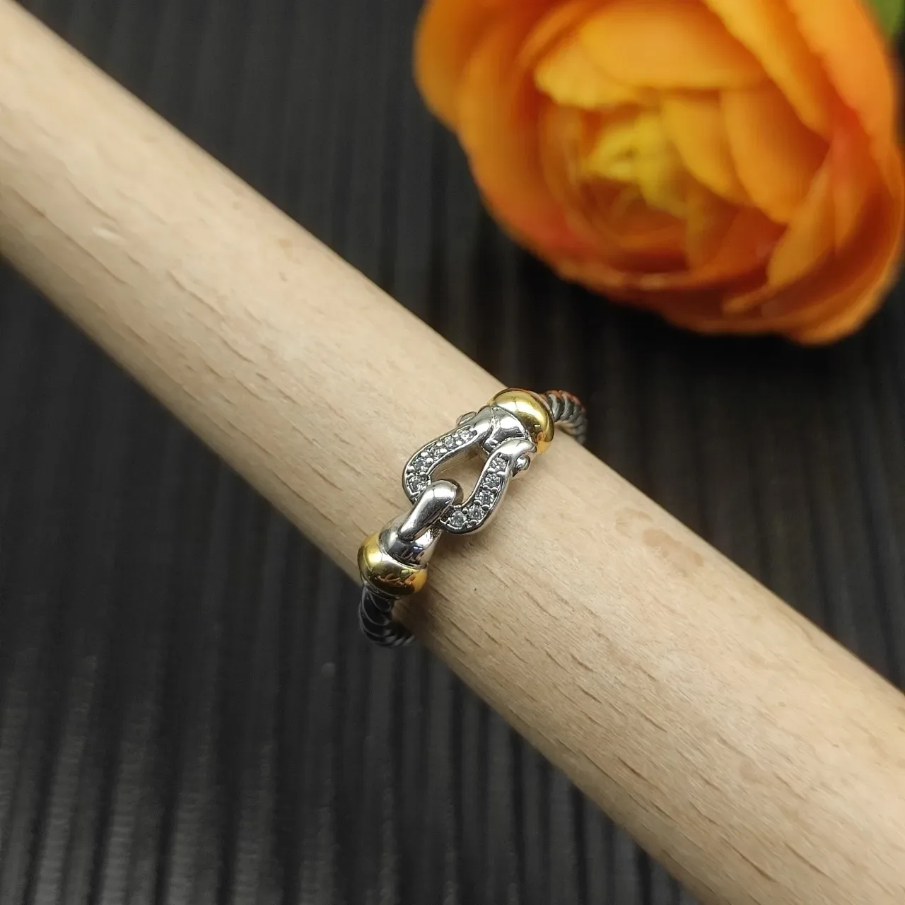 Tiffany & Co. HardWear Anel de Prata e Ouro com Banda Trançada de Cabo e Motivo de Dupla Fivela 6