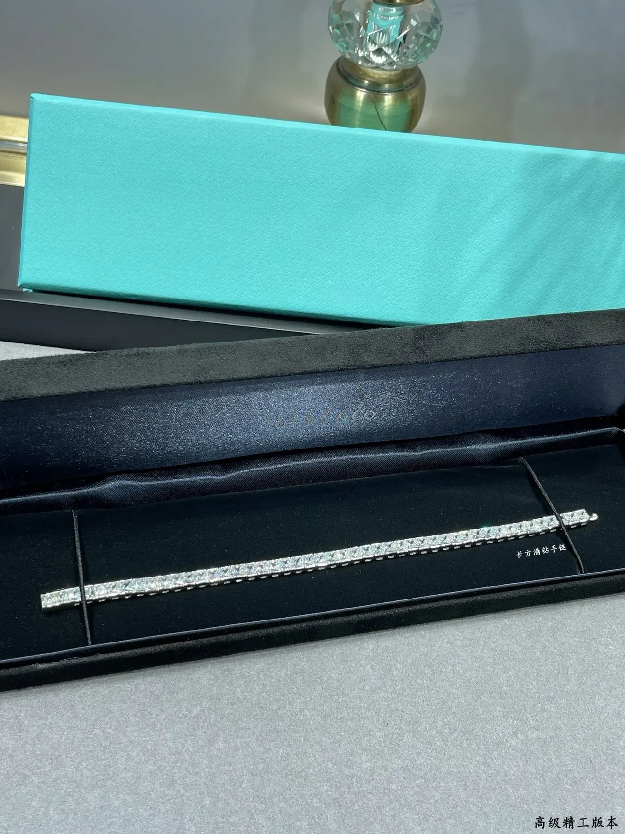 Tiffany & Co. Silver Transparent Rectangular Link Full-Pavé Bracelet 6