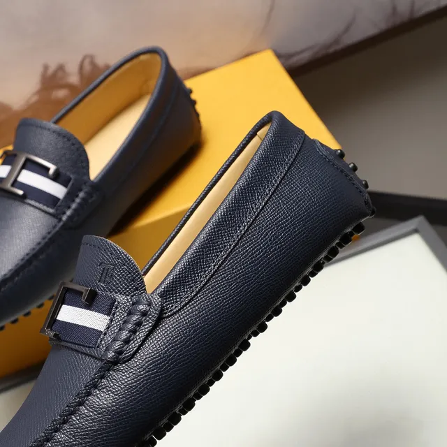 Tod's Gommino Loafer Blanco Marino Cuero Granulado H-Bar Metal Buckle Mocasín 3