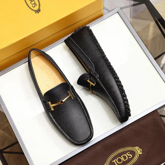 Tod's Horsebit Loafer Mocassins de Couro Texturizado Preto 9