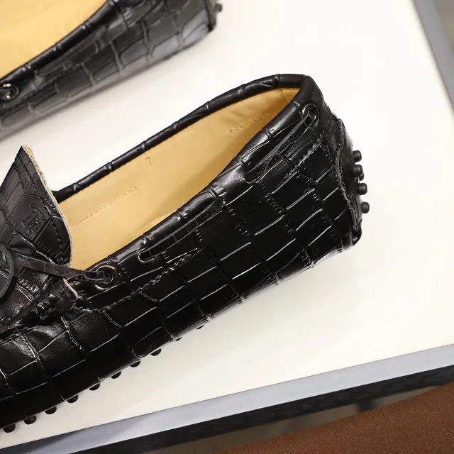 Tod's Gommino Loafer Mocassins noirs en cuir estampé crocodile avec nœud 6