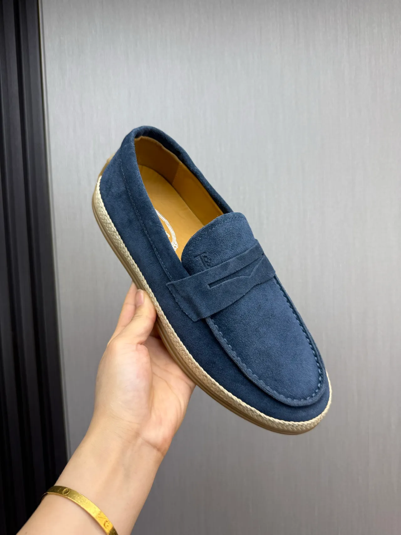 Tod's Gommino Loafer Haut en daim bleu beige Semelle tressée en esparto Loafer à bordure 8