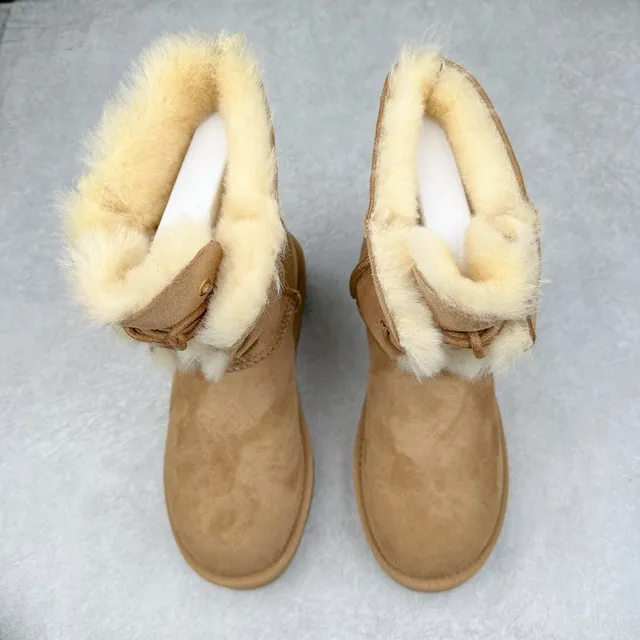 UGG Brown Beige Suede Upper Shearling-Lined Snow Boots 6