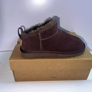UGG Classic Mini Brown Suede Shearling-Lined Snow Boots
