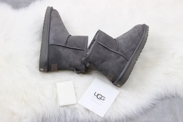 UGG Classic Mini Charcoal Gray Suede Shearling-Lined Snow Boots 4