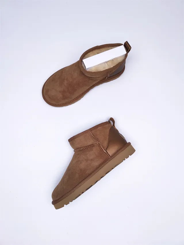 UGG Classic Mini Chestnut Brown Suede Shearling-Lined Snow Boots 11