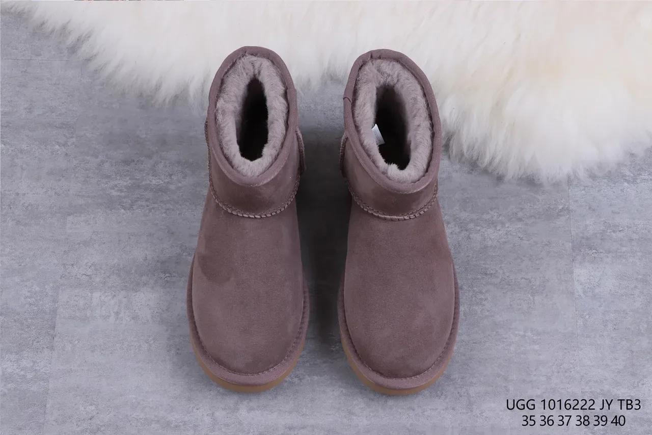 Bottes de Neige UGG Classic Mini en Daim Dusty Mauve Doublées en Shearling 9