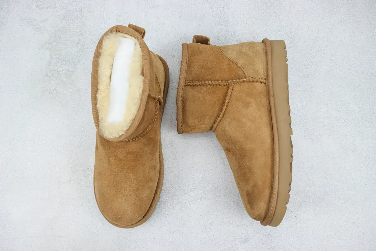 UGG Classic Short চেস্টনাট সুয়েড শিয়ারলিং লাইন্ড স্নো বুট 2