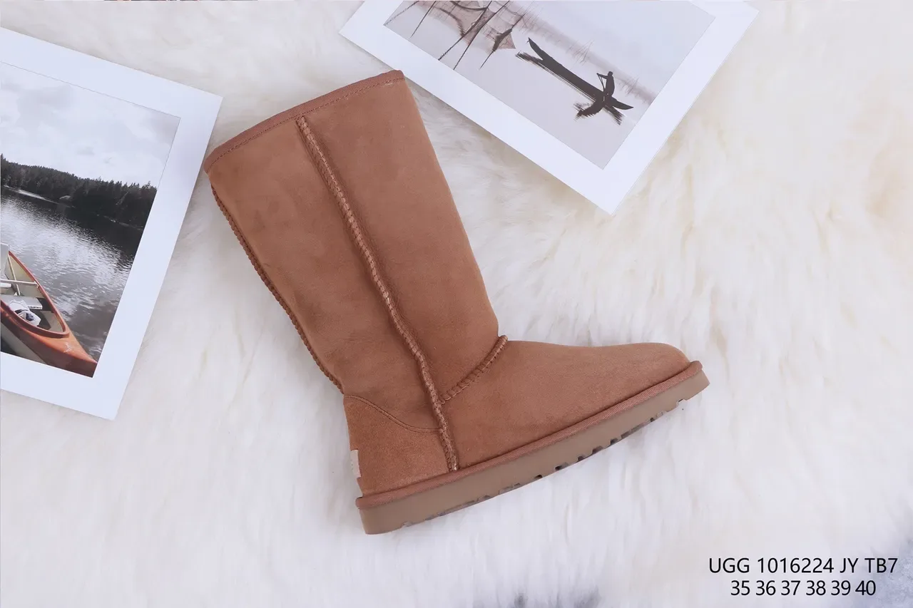 UGG Botas de media caña Classic Tall en ante Chestnut forradas de shearling 6