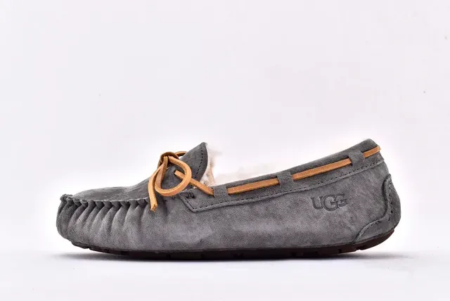 UGG Dakota Charcoal Gray Suede Shearling-Lined Loafers 8