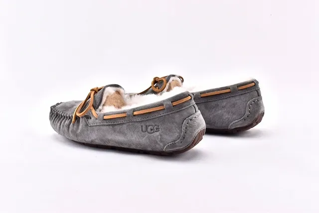 UGG Dakota Charcoal Gray Suede Shearling-Lined Loafers 14