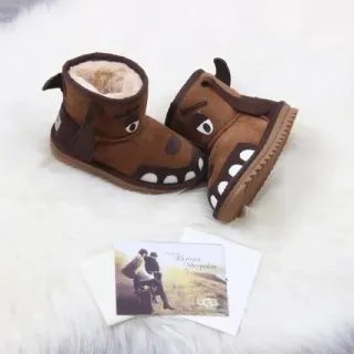 UGG বাচ্চাদের ডগ-ফেস শিয়ারলিং লাইন্ড বাদামি স্নো বুট