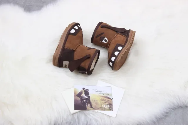 UGG Kids Dog-Face Shearling-Lined Brown Snow Boots 2