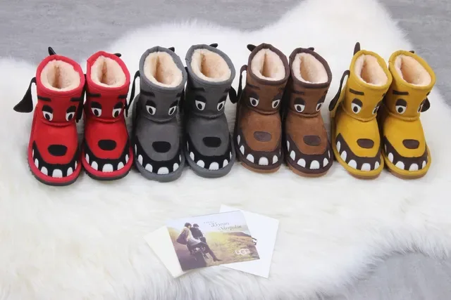 UGG Kids Dog-Face Shearling-Lined Brown Snow Boots 7