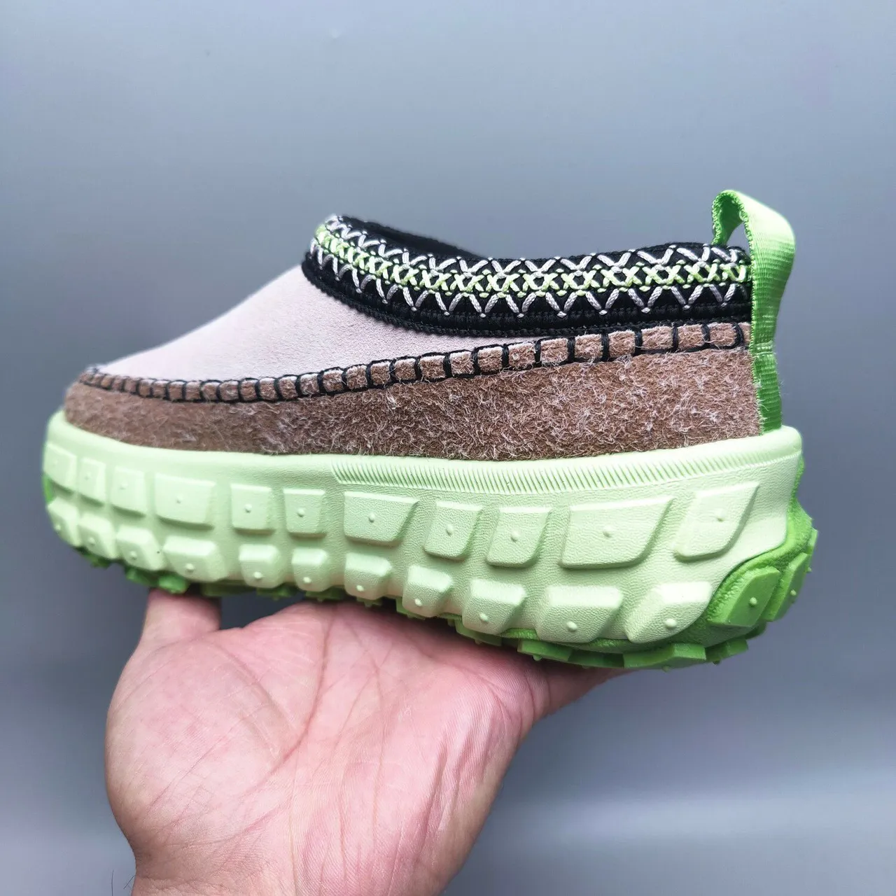 UGG Tasman Beige Vert Chaussures Slip-On Mocassin-Sabot Hybride Décontracté 4