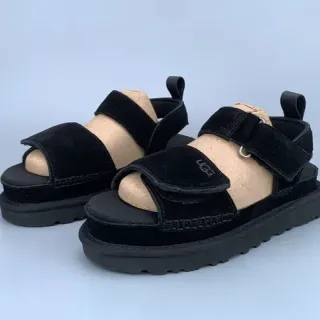 UGG Tasman صنادل بلاتفورم كاجوال سويد أسود