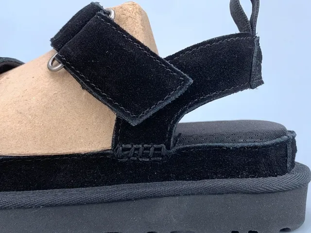 UGG Tasman Black Suede Platform Casual Sandals 7