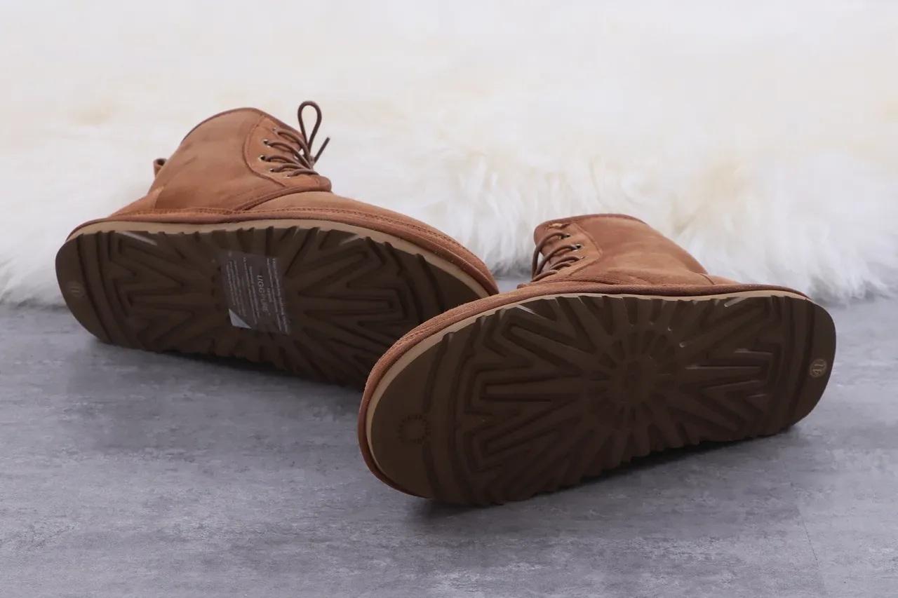 UGG Tasman Bottes de Neige Marron Châtain en Daim avec Doublure en Peau de Mouton 3