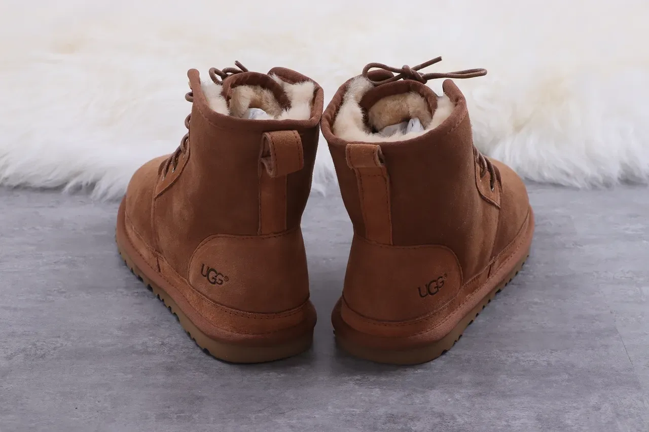 UGG Tasman Bottes de Neige Marron Châtain en Daim avec Doublure en Peau de Mouton 7