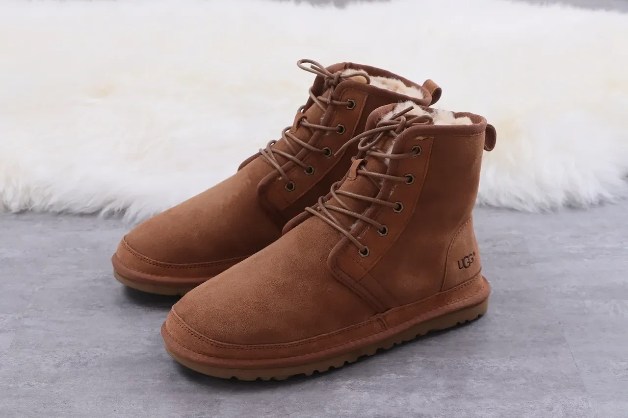 UGG Tasman Bottes de Neige Marron Châtain en Daim avec Doublure en Peau de Mouton 9
