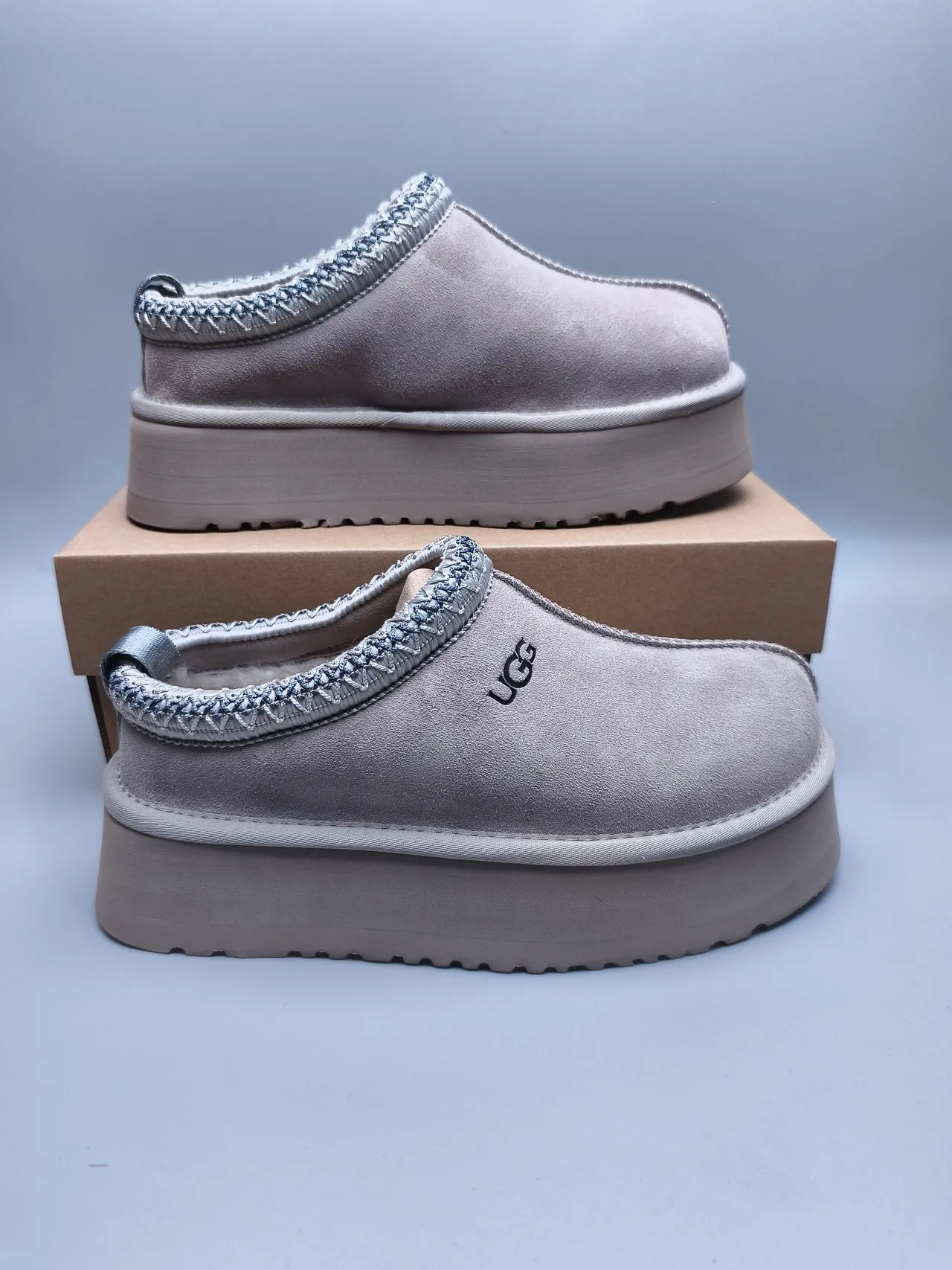 UGG Tasman gris beige, semelle plateforme, décoration de bordure de col tressé, chaussures casual 5