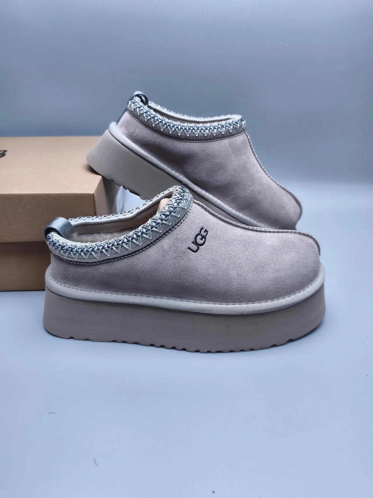 UGG Tasman gris beige, semelle plateforme, décoration de bordure de col tressé, chaussures casual 6