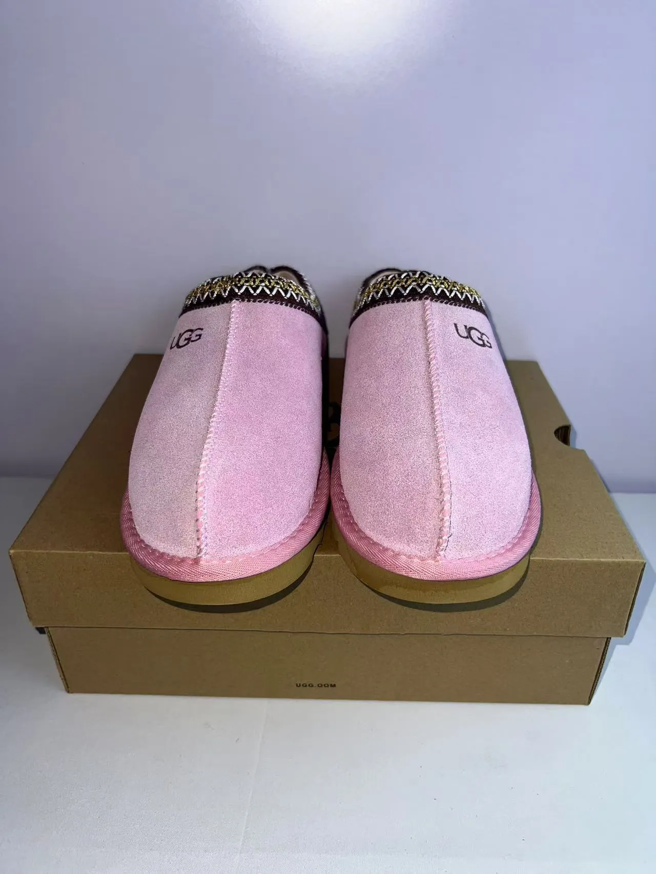 UGG Tasman Chaussures Casuales à tige en daim rose marron avec ourlet tressé et col 6