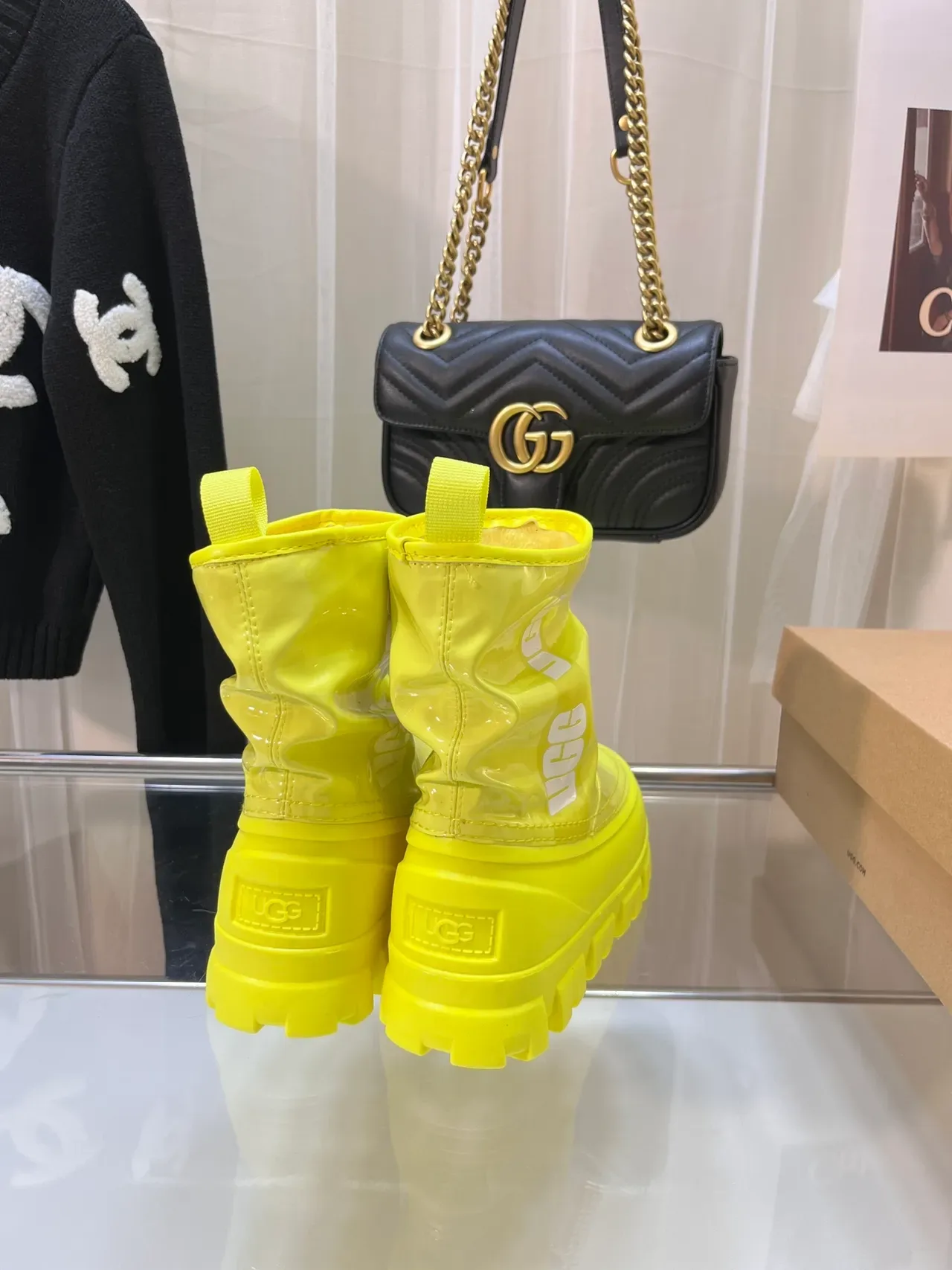 UGG Yellow Glossy Patent-Like Upper Chunky Lug Sole Snow Boots 4