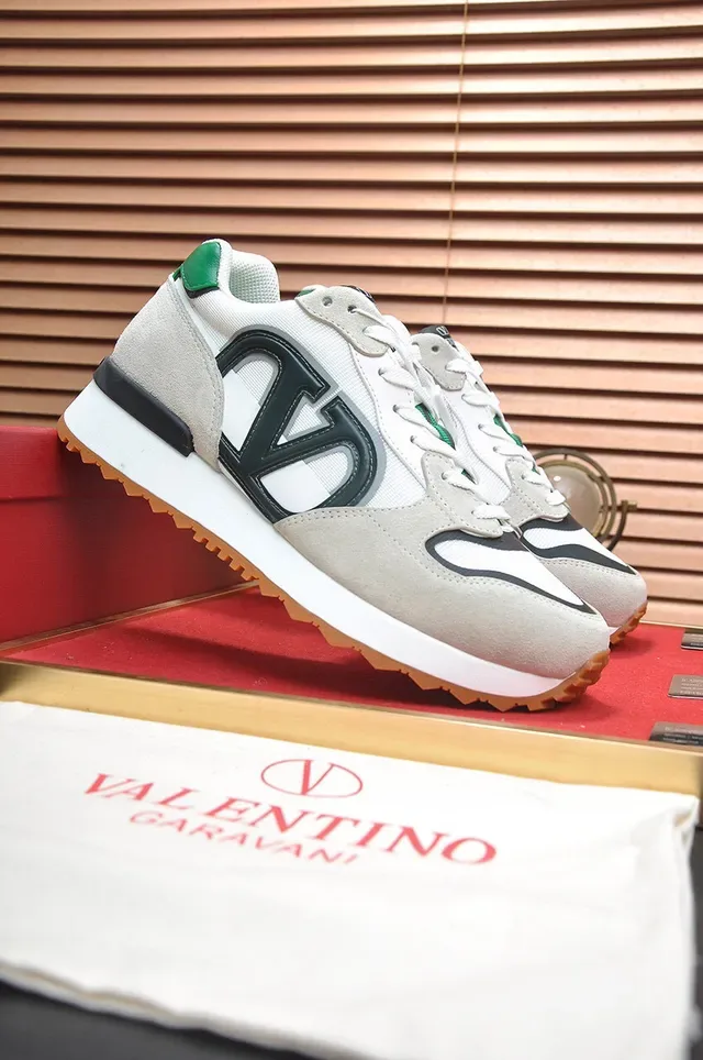 Valentino Beige Noir Retro Runner Silhouette Daim et Maille Supérieure Lifestyle Sneakers 3