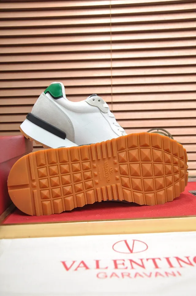 Valentino Beige Noir Retro Runner Silhouette Daim et Maille Supérieure Lifestyle Sneakers 7