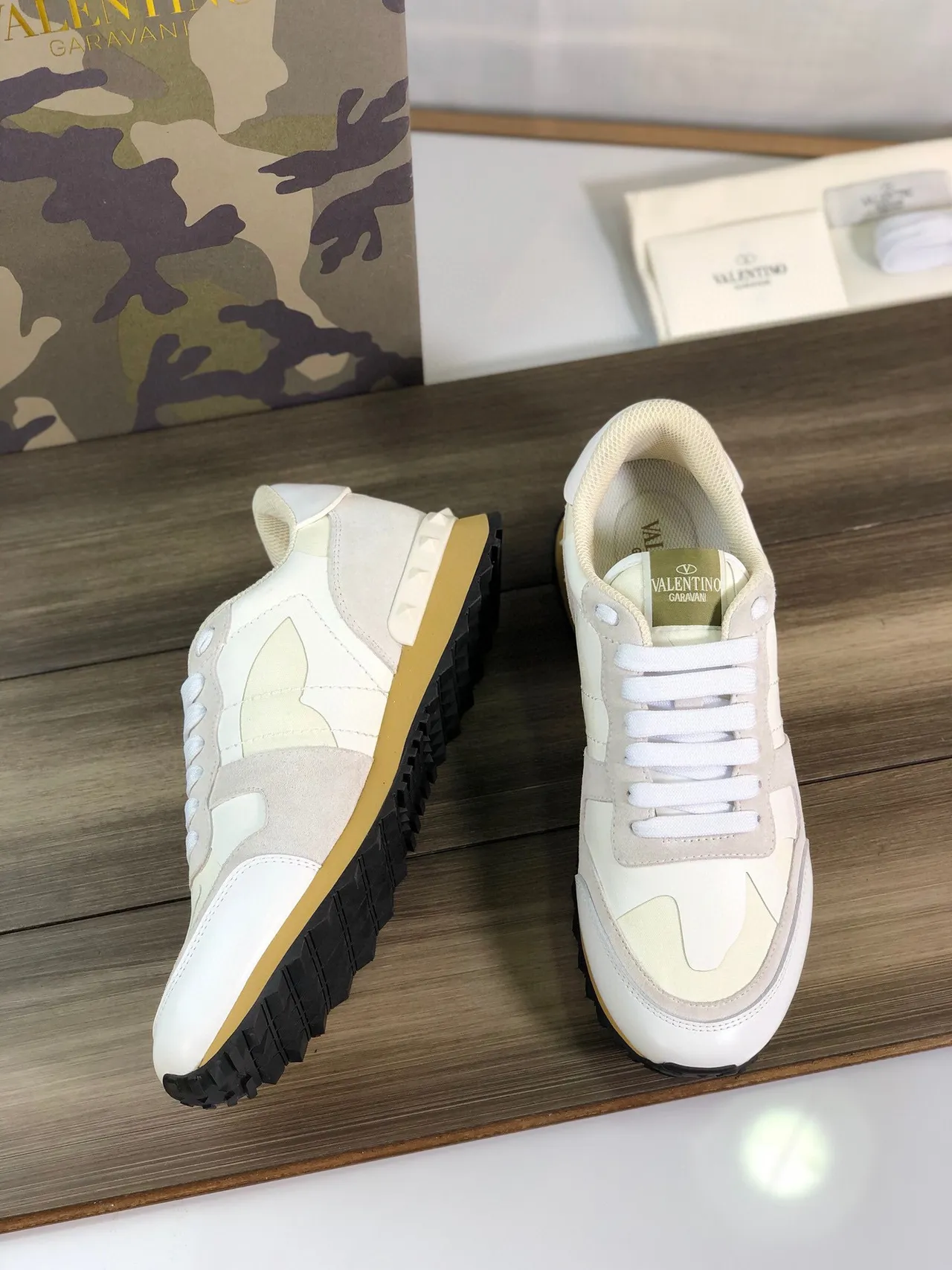 Valentino Rockstud Beige Gold Mixed-Material Upper Pyramid Stud Heel Lifestyle Sneakers 3