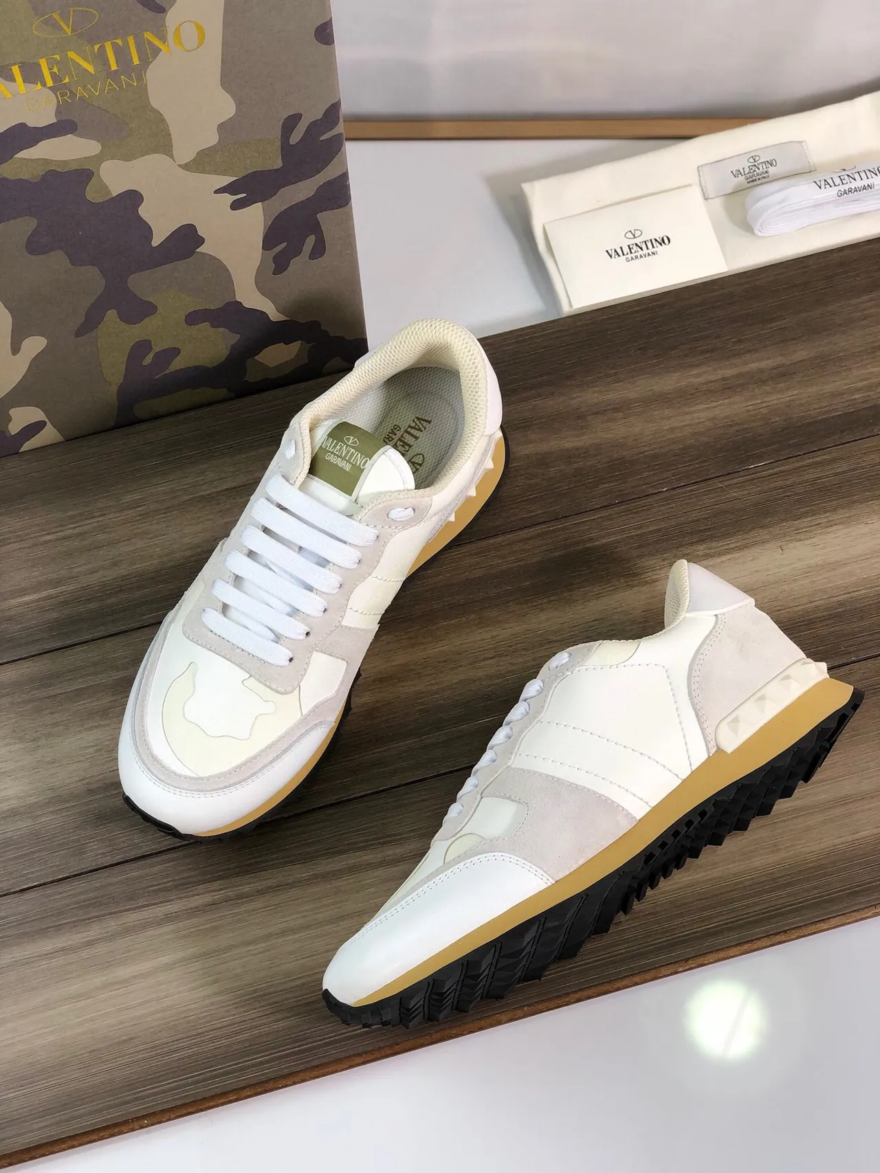Valentino Rockstud Beige Gold Mixed-Material Upper Pyramid Stud Heel Lifestyle Sneakers 6