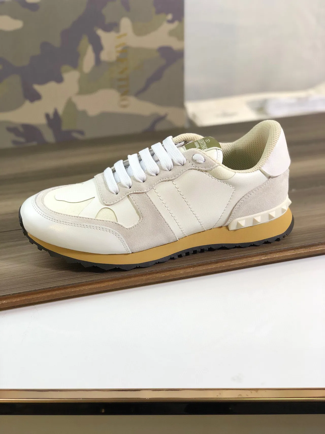 Valentino Rockstud Beige Gold Mixed-Material Upper Pyramid Stud Heel Lifestyle Sneakers 9