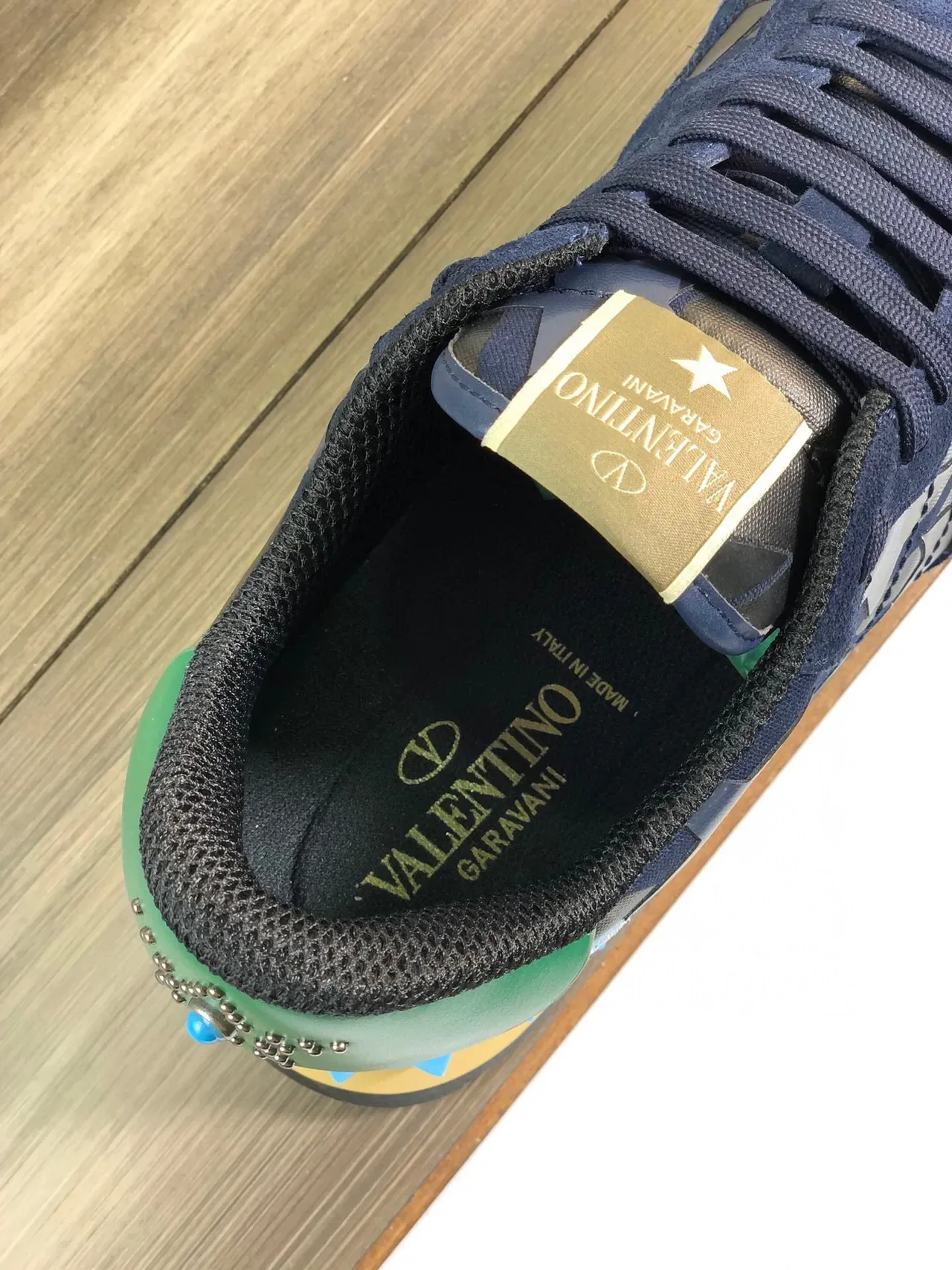 Valentino Rockstud Runner sneakers lifestyle marine vert bleu motif étoile 3