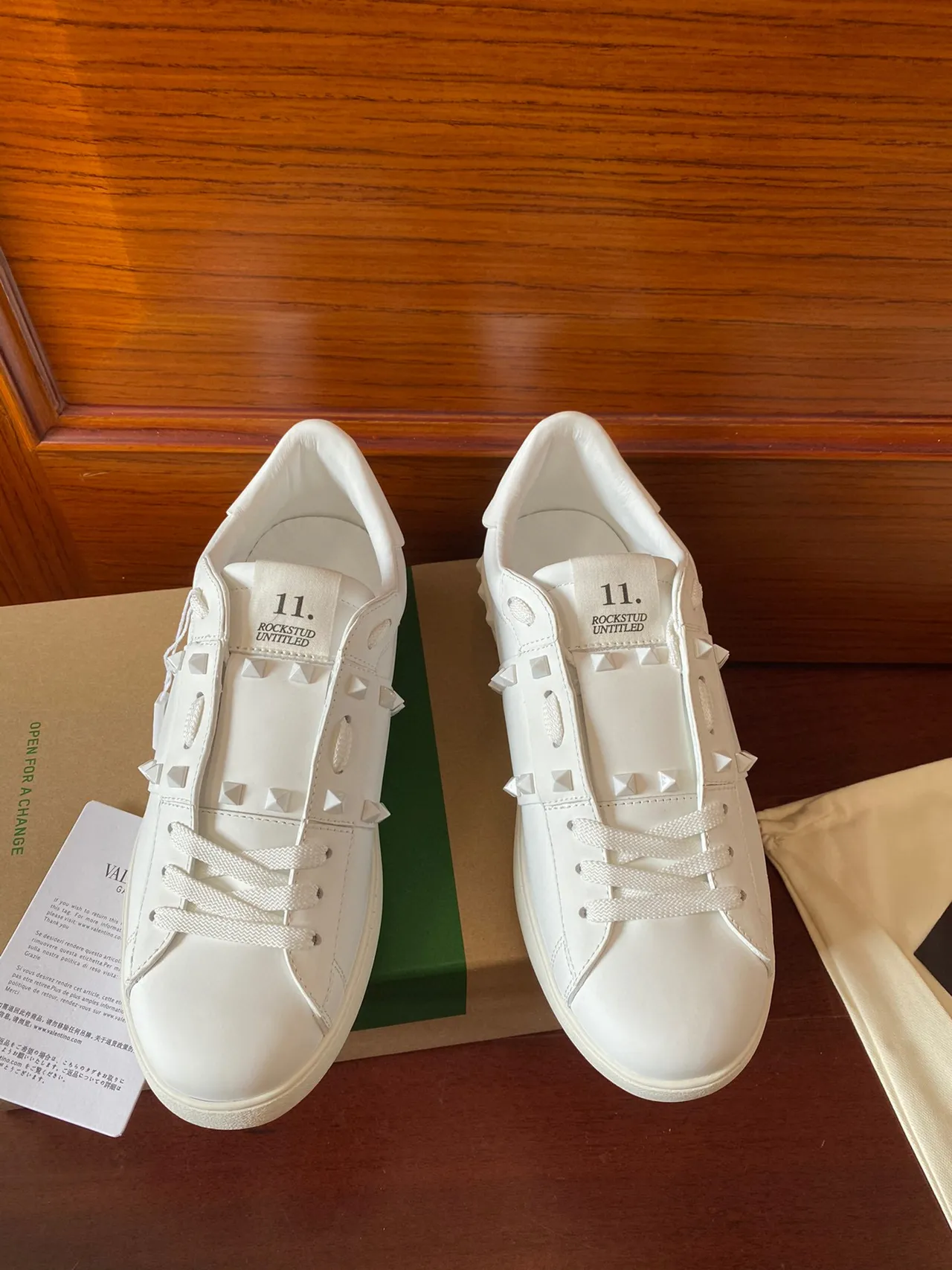 Valentino Rockstud White Leather Pyramid Stud Lifestyle Sneakers 9