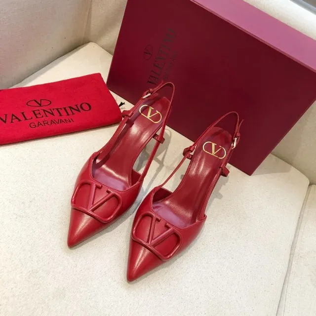 Valentino VLOGO Pump Red Leather Pointed-Toe Slingback Pumps 6