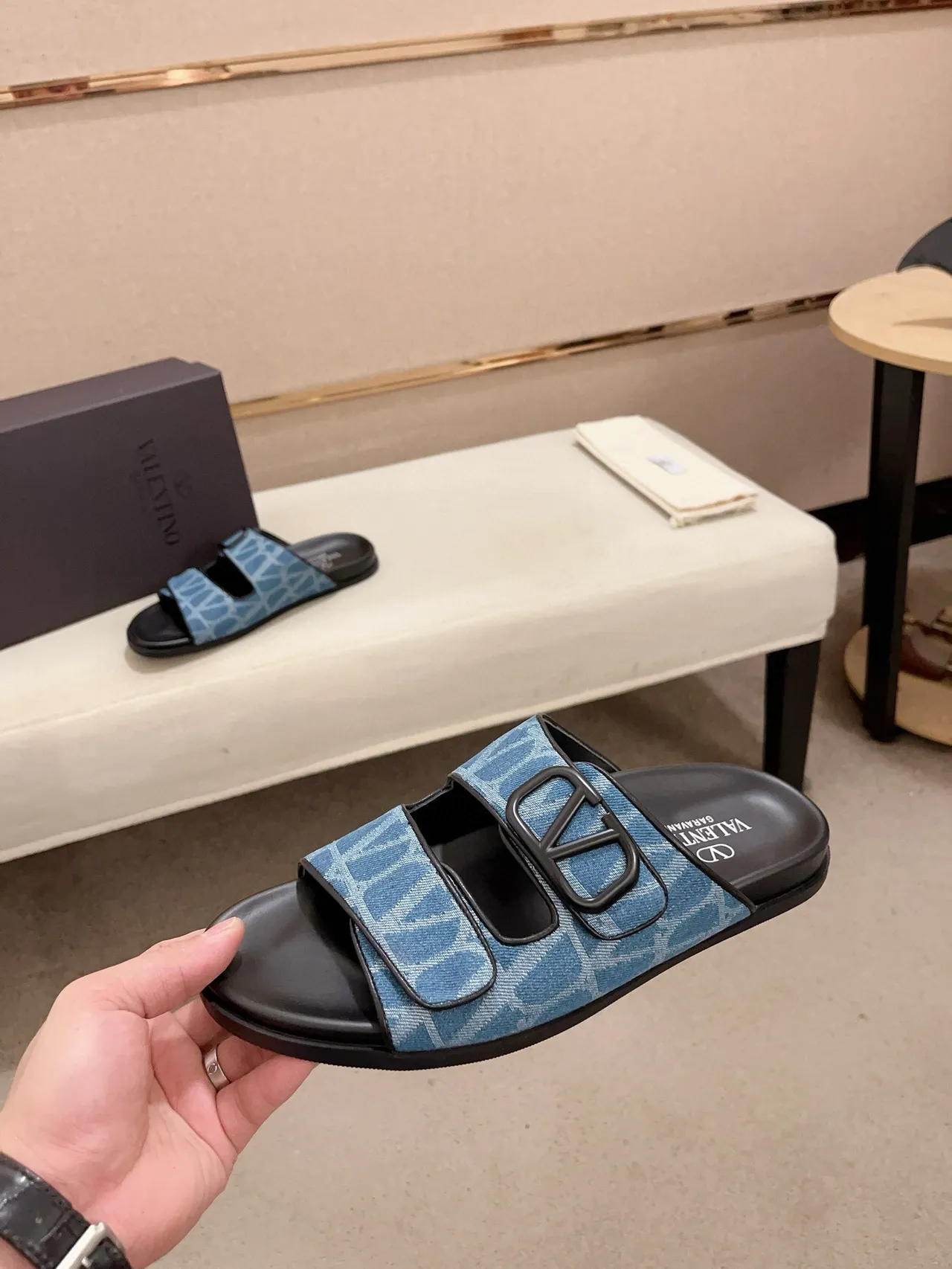 Valentino VLogo Slide Zapatillas Monogram Azul de Correa Doble 3