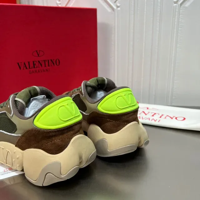 Valentino VLTN Tênis Chunky Verde Militar Marrom Painel Multi-Material Sola Esculpida 5