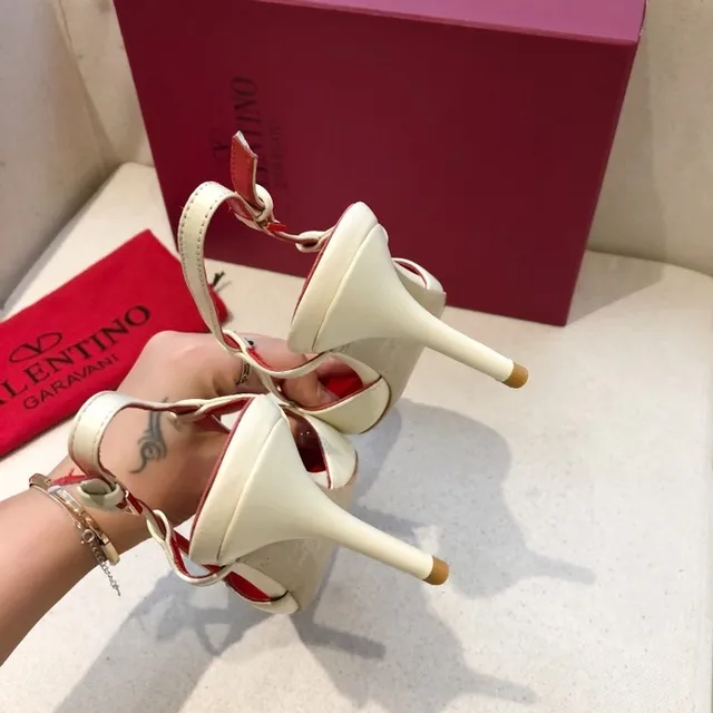 Valentino VLTN Cream and Red Leather VLogo Buckle Pumps 4