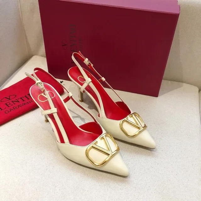 Valentino VLTN Cream and Red Leather VLogo Buckle Pumps 5
