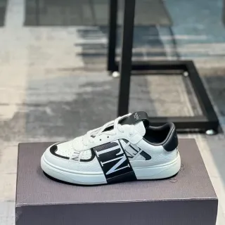 Valentino VLTN zapatilla deportiva blanco negro lifestyle zapatillas