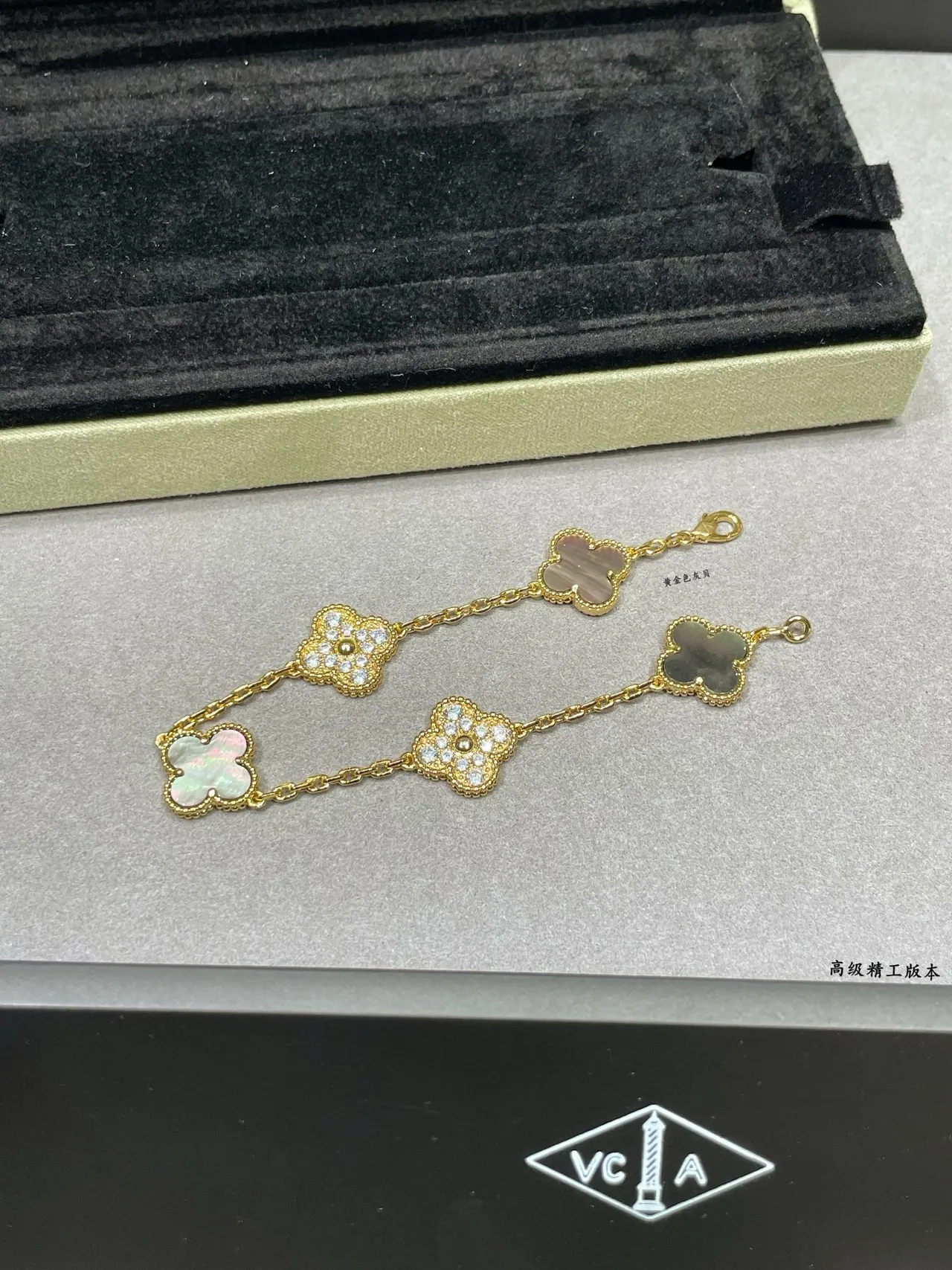 Van Cleef & Arpels Alhambra سلسلة ذهبية بيضاء نقشات تريفل أربعة أوراق سوار 4
