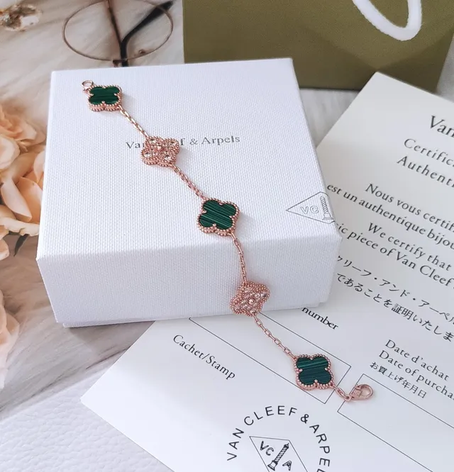 Van Cleef & Arpels Alhambra Bracelet en Malachite et Diamant 9
