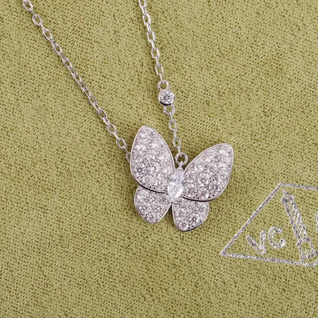 Van Cleef & Arpels Papillon Butterfly Pavé Diamond Necklace 6