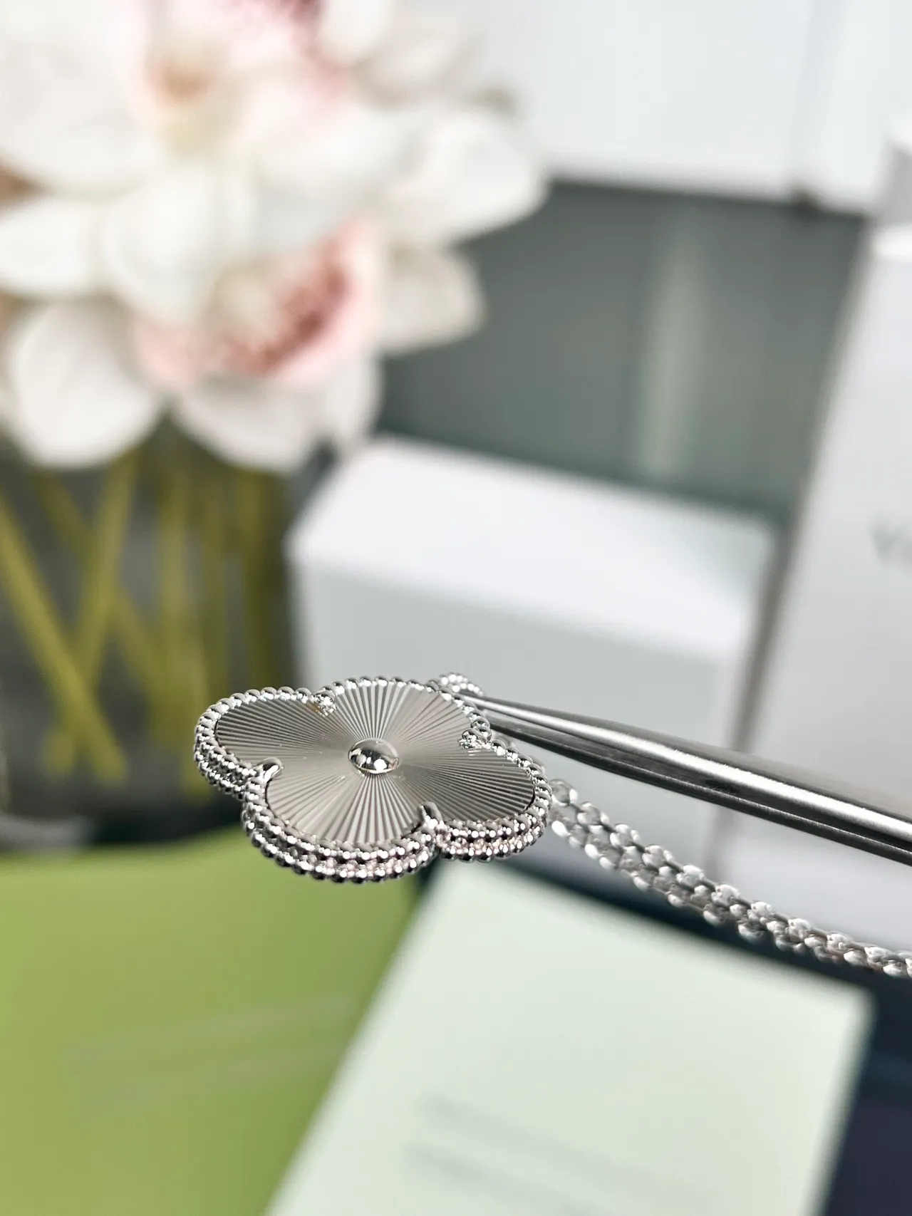 Van Cleef & Arpels Alhambra Four-Leaf Clover Pendant Necklace 4